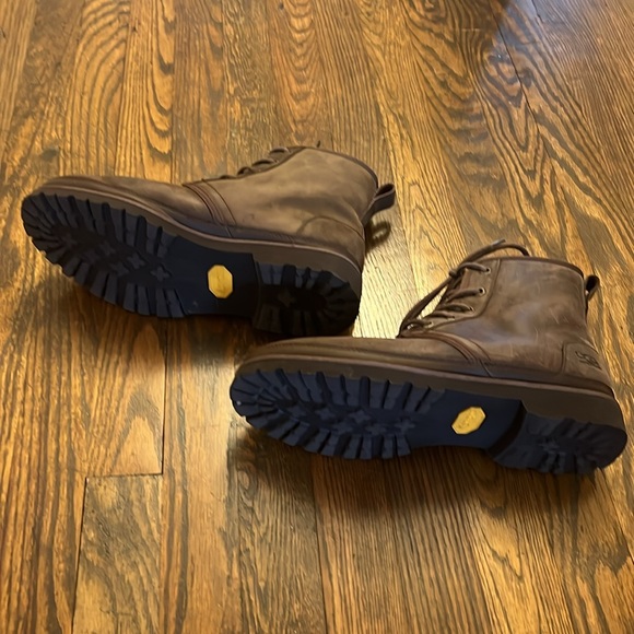 Men's UGG Brown Lace-Up Boots - Picture 5 of 5